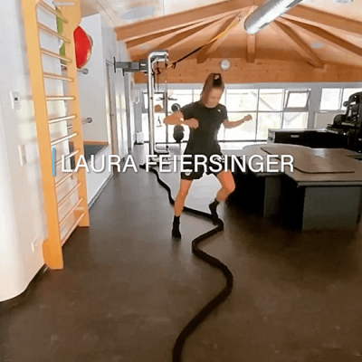 Laura Feiersinger - Trainingssequenz in der alinus Zentrale